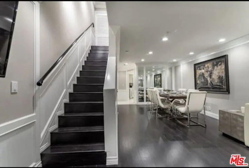 3401 Barham Boulevard 3, Los Angeles, California 90068 home-pic-9